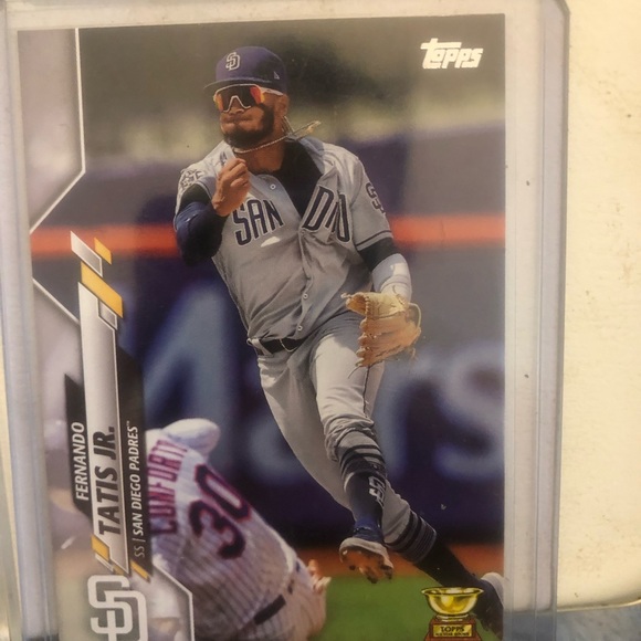 9 LOT OF 3 JUAN SOTO CARDS, 2 GUERRERO JR ROOKIES, & 4 FERNANDO TATIS CARDS-$$$ - Picture 8 of 10